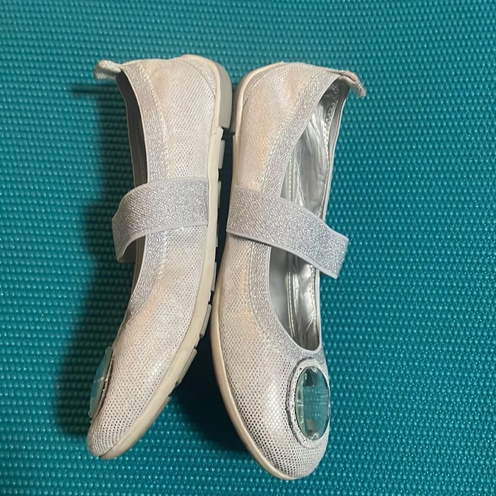 Michael Kors stylish comfortable